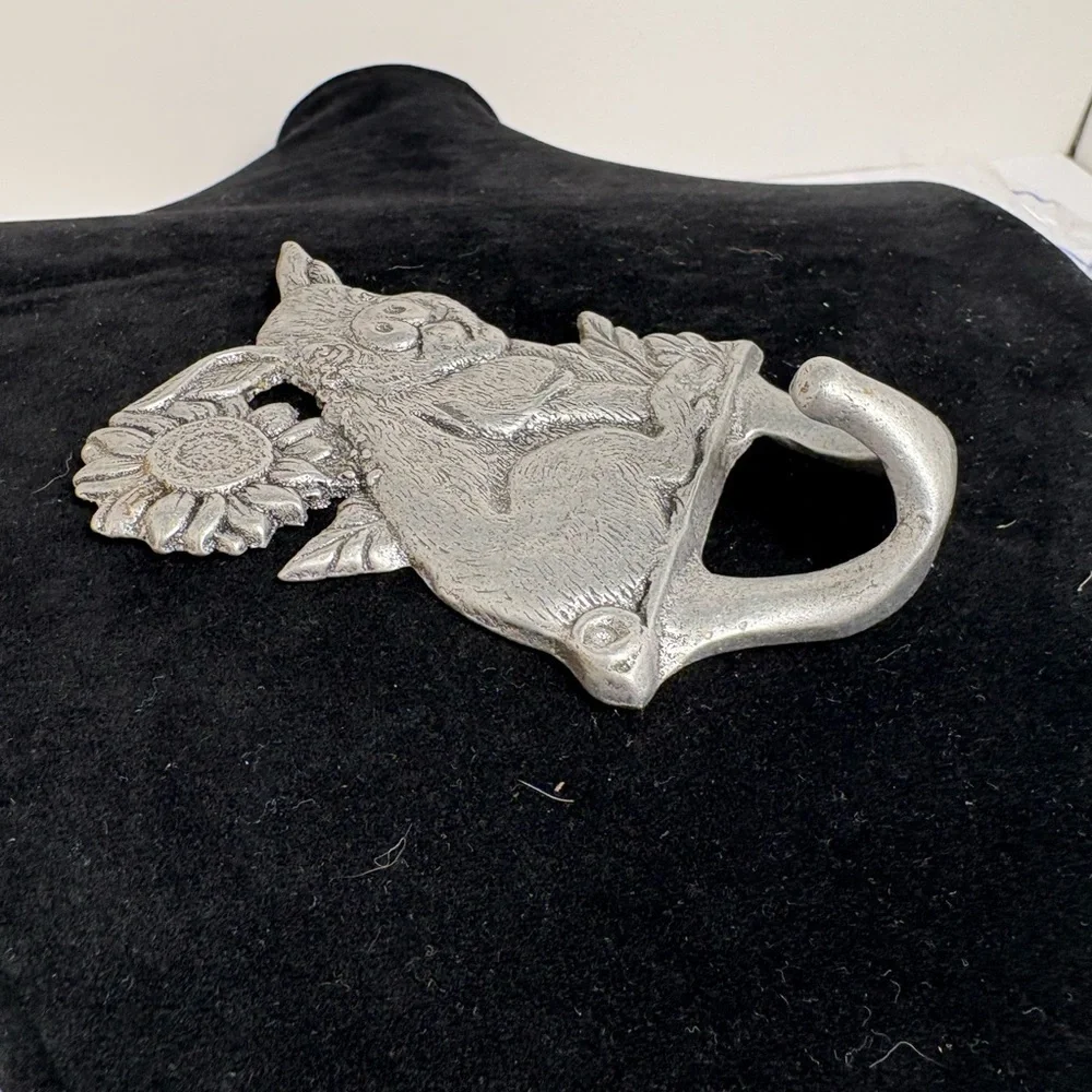 Vintage Carson Pewter Pig with Sunflower Wall Hook